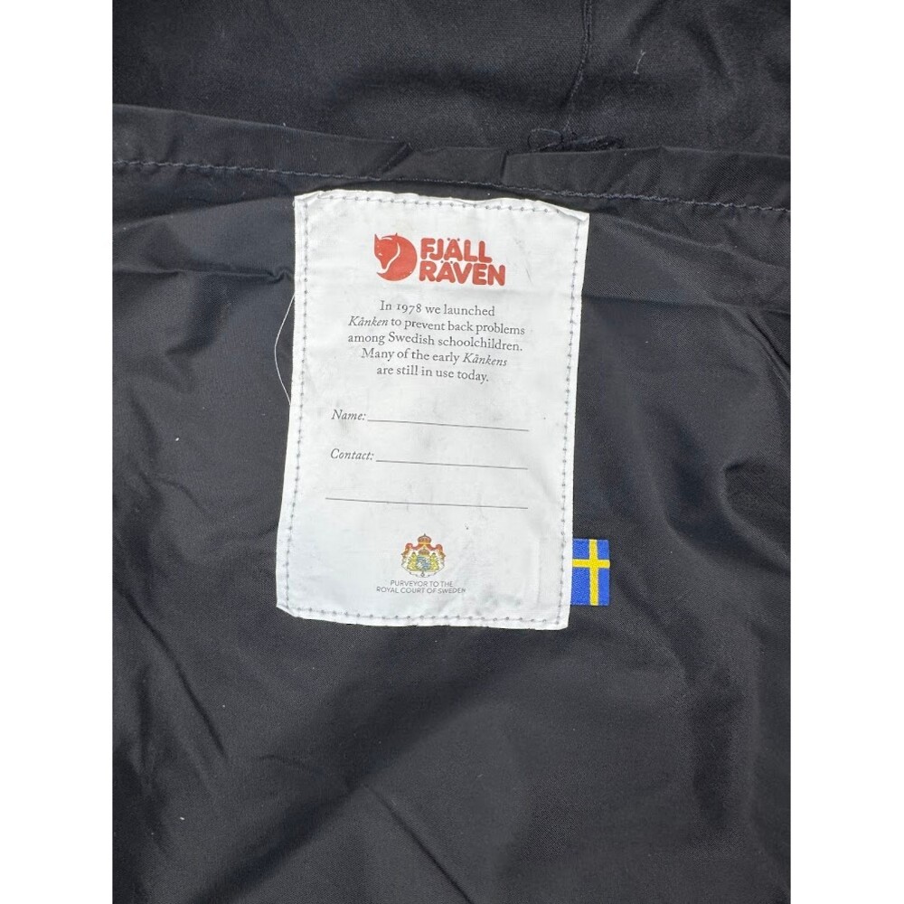 Black Everyday Laptop Travel Backpack 16L - Picture 3 of 9